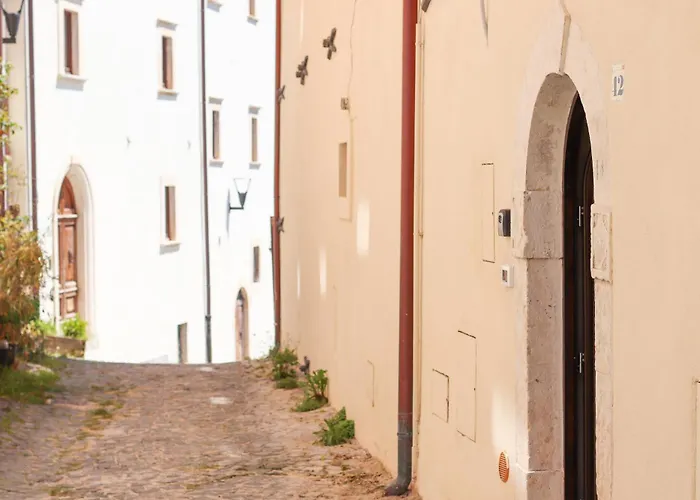 Vakantiehuis Sasso Bianco - Bagno Hammam - Doccia Emozionale Santo Stefano Di Sessanio